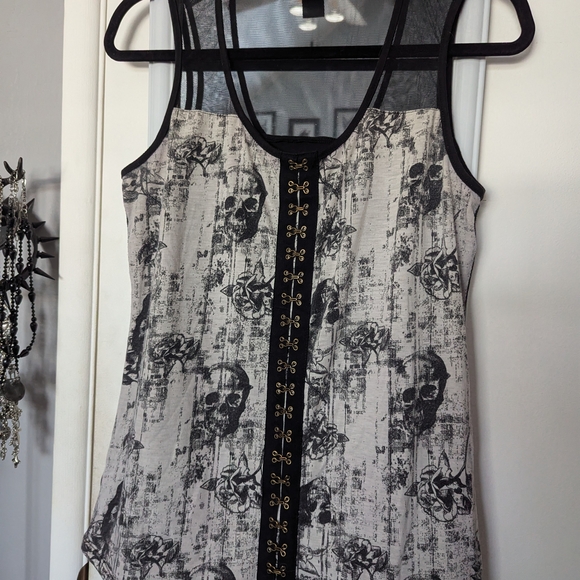 Gothic Skull Print Tank Top with Lace-Up Detail - Picture 2 of 6